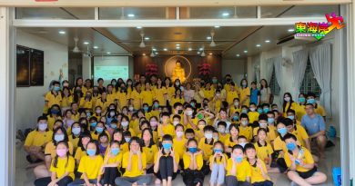 周日佛学班结业礼 逾百家长学员出席见证
