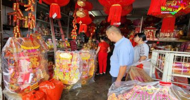 今日东海岸丨市民购买力增祭品热卖     兴旺天公诞