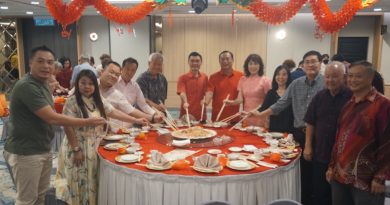 林錦志：华校董家协成员上下一心    能使校务更强大