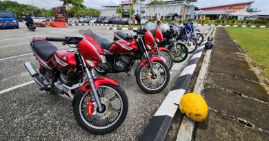 关丹RXZ摩哆大集会    警吁骑士遵守规矩