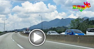 开斋节连假将结束  加叻大道大堵塞 车龙36KM