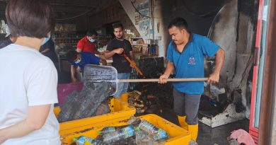 疑电线短路 商店溢出浓烟    巡逻警员立大功
