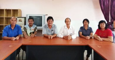 亚益仁耐联邦村委会     申请拨款庆端午节