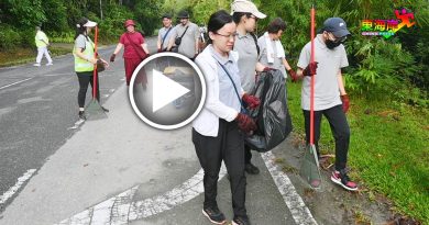 生态旅游区大扫除  贵宾也一起拾垃圾