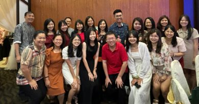 陈伟权:前线教育工作者     应时时提升自己与时并进