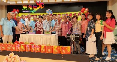 郑玉树：传承孝敬传统 孩子长大应反哺父母