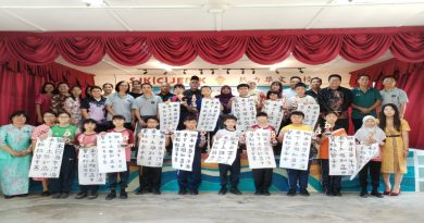 马兰及而连突县7校参加    嘉年华书法赛   成绩出炉
