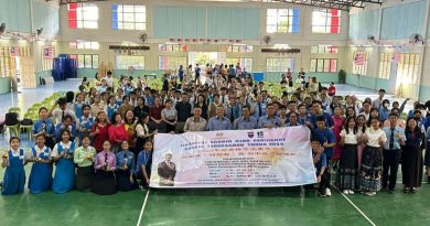 登华文嘉年华会   中华维新中学 哇加打北国中  夺总冠军