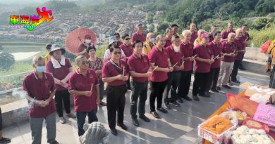 文冬卢氏联宗会   10月秋祭颁奖助学金