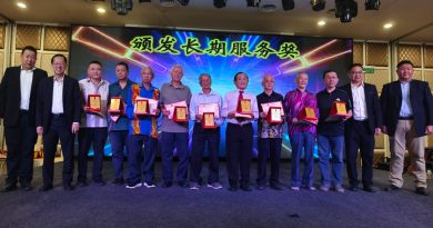 陈友信：调薪应提升效率 建议设公仆赏罚机制