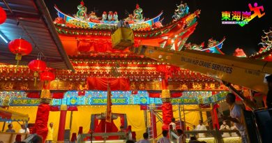 天降甘露 黄龙宫  数百善信冒雨见证 新宫开光