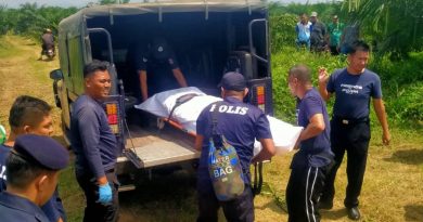 结伴垂钓坠河    钓鱼客遗体寻获