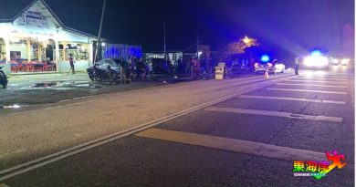 从食店出来越过大道 罗厘司机被撞死
