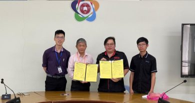 关中  蔡氏高等汽车工程学院    续签书  加强教育合作