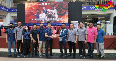 关丹县武术套路比赛     巫裔女选手 勇武夺冠