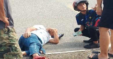 摩哆遭罗厘撞 骑士脚踝被辗 血肉模糊