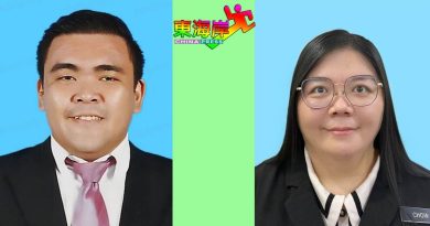 年轻夫妻去年荣升校长  不到一年再次调任