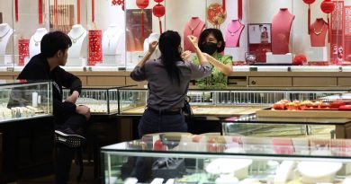 今日东海岸｜金价不断攀升    华裔以旧换新   买金保值