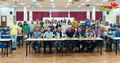 吕炳全鼓励新生代当老师 确保华教持续发展