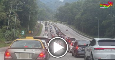 开斋节前夕加叻大道大堵塞   游子归乡路漫漫