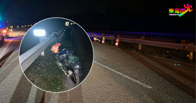 骑士撞防护栏 当场身亡