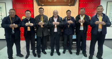 林广有呼吁我国企业家      往中国探讨投资潜能