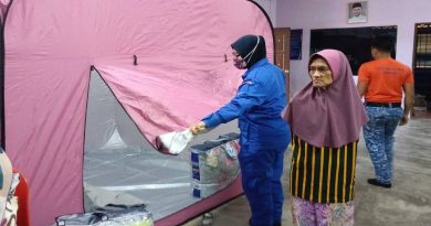 劳勿乌鲁双溪突发水灾 11户28人漏夜被疏散