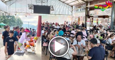 游子分批返乡扫墓　美食坊 连续3周生意旺