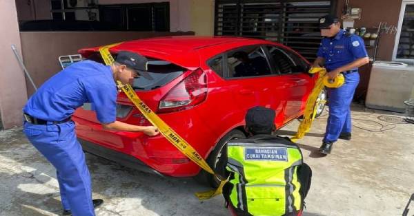 泊放在欠门牌税单位车房的轿车,也成为被拉上封条的“查封产业”。