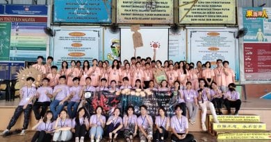 历经爱情友情事业家庭   剧终人散  营员续．人生