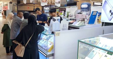 买家不轻易买单‧市场饱和再受挫 SST杀到 手机商“税”不安