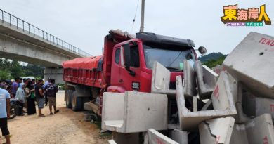 与罗厘发生碰撞 骑士卷入底盘毙命