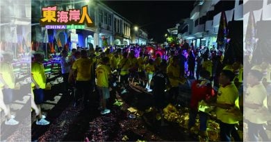 明加叻东亚村关帝庙宝诞 众神出巡掀序幕