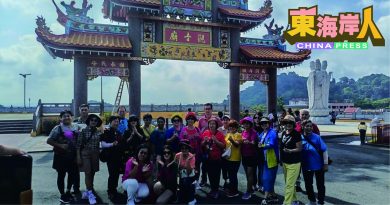 而连突观音庙庆观音诞 逾10辆旅巴善信来膜拜