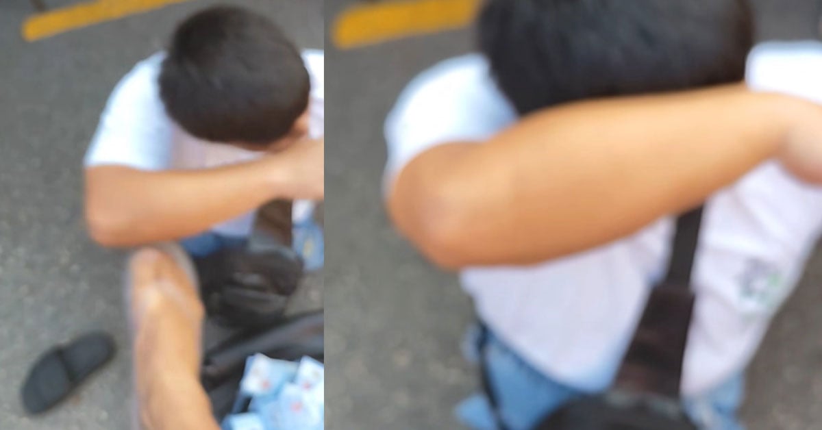 拍视频质问“为何乞讨” 用脚扫残障者 男子欺人太甚