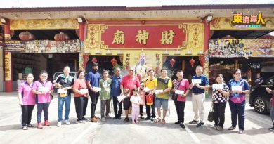 文冬旧玻璃口财神庙   捐12华校1淡小6500