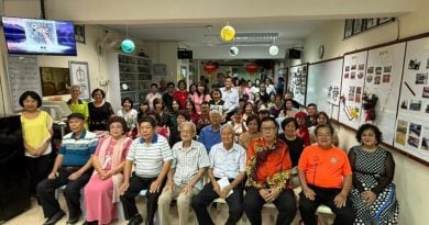 和声音乐通过“卡拉歌唱会”      与华人协会“以歌会友”
