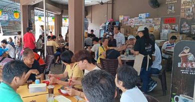 三天连假  游客锐减   茶室人潮一般