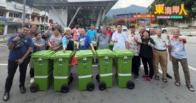 武吉丁宜新小贩摊位   简民发助争取垃圾桶