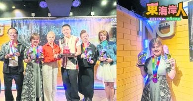 关丹雅韵歌友会赴港交流