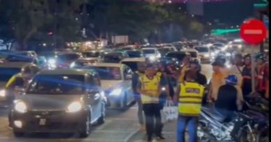 数部门联手捉违规车辆